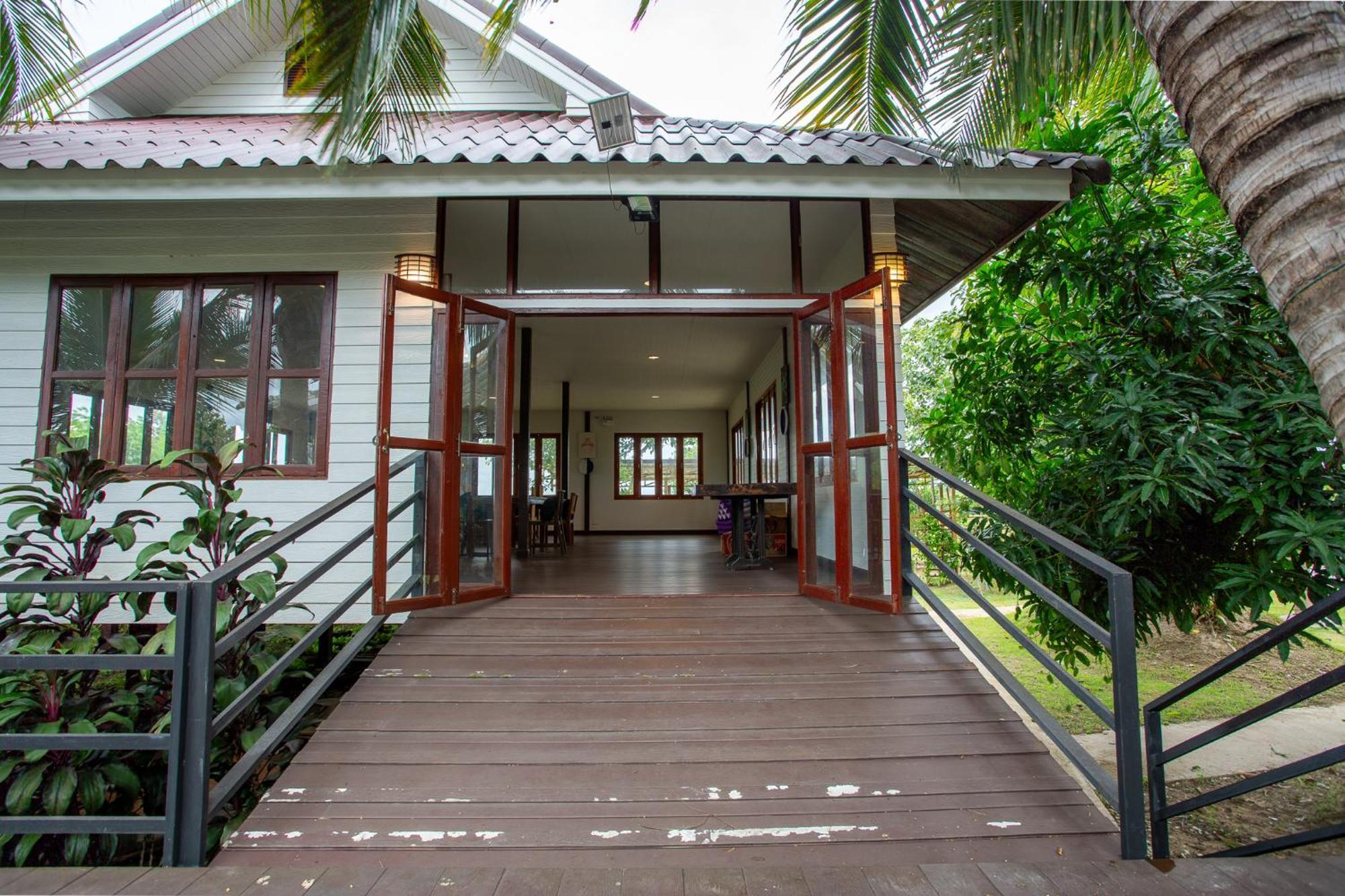 Phanumas Resort Chiang Mai Bagian luar foto