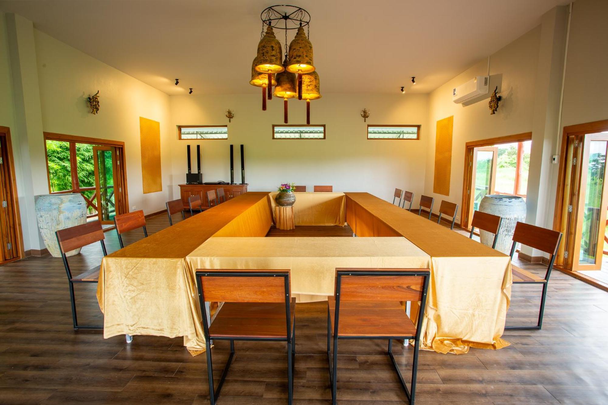 Phanumas Resort Chiang Mai Bagian luar foto